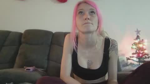 emilywarren296 online show from November 6, 2025, 12:33 am