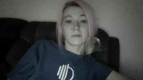 emilywarren296 online show from November 15, 2025, 2:35 pm