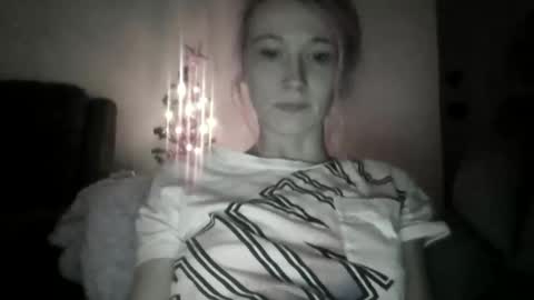 emilywarren296 online show from November 20, 2025, 3:01 pm