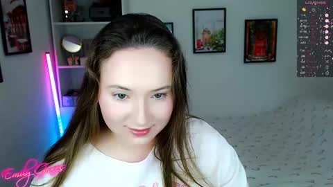 Snapshot of emilyxgrasez chatting on January 9, 2026, 2:03 am Emily online show from January 9, 2026, 2:03 am