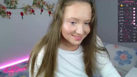 Snapshot of emilyxgrasez chatting on March 12, 2026, 10:38 pm Emily online show from March 12, 2026, 10:38 pm