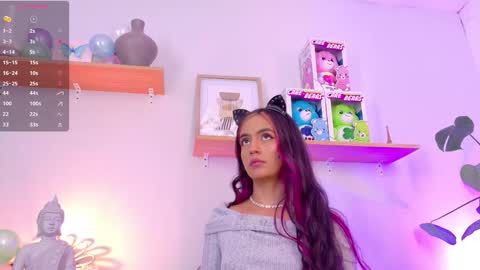 Emily Bank online show from November 27, 2025, 7:27 pm