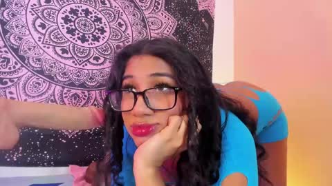Snapshot of emilyy_walker chatting on June 3, 2026, 1:03 pm emilyy_walker online show from June 3, 2026, 1:03 pm