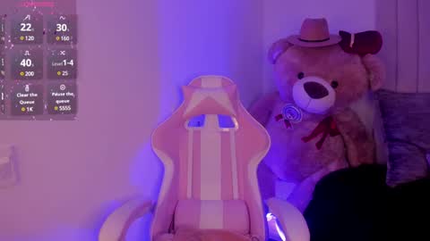 Emily  online show from February 24, 2025, 5:20 pm