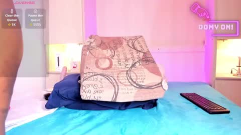 Emily online show from January 28, 2025, 4:18 am