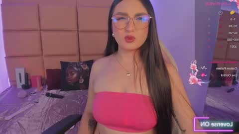 Snapshot of emma__js_ chatting on May 10, 2026, 1:38 pm emma__js_ online show from May 10, 2026, 1:38 pm
