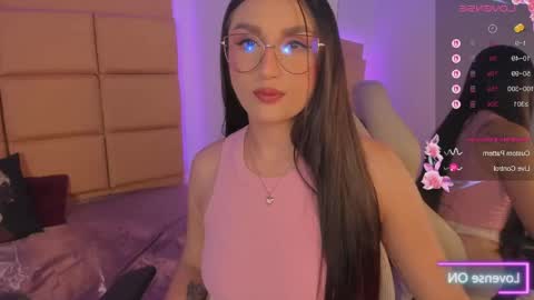 Snapshot of emma__js_ chatting on May 14, 2026, 7:53 pm emma__js_ online show from May 14, 2026, 7:53 pm
