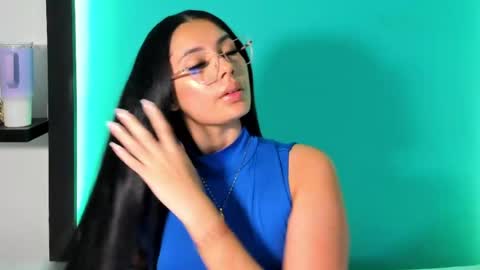 emma_ah online show from April 14, 2026, 4:24 pm