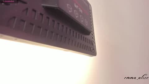 Alice online show from October 15, 2025, 12:05 pm