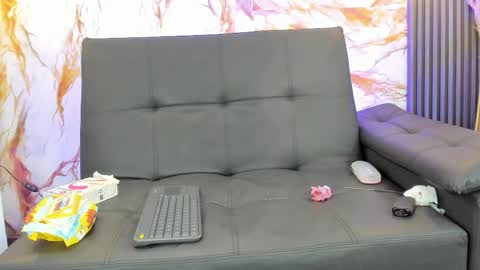 Snapshot of emma_angel_04 chatting on May 12, 2026, 2:25 pm emma_angel_04 online show from May 12, 2026, 2:25 pm