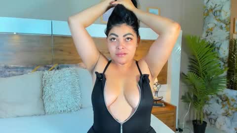 Emma  online show from February 25, 2025, 12:13 pm