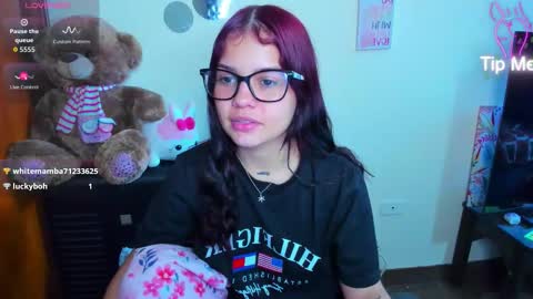 emma_boo_ online show from February 26, 2026, 6:07 pm