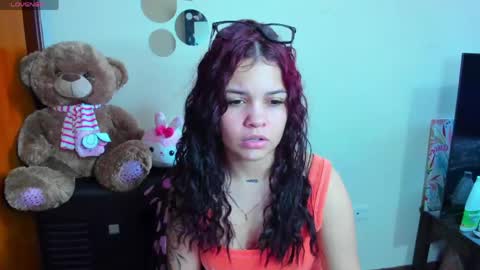emma_boo_ online show from April 22, 2026, 3:46 pm