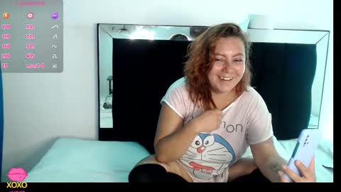 Snapshot of emma_bouvier chatting on February 15, 2025, 8:44 am Emma online show from February 15, 2025, 8:44 am