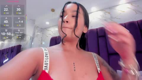 Snapshot of emma_carterr1 chatting on May 16, 2026, 7:34 pm pau online show from May 16, 2026, 7:34 pm