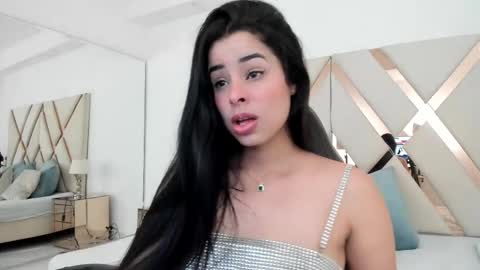 Emma Castillo online show from February 16, 2026, 6:26 pm