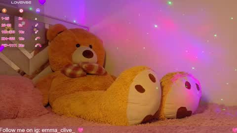  Emma  online show from October 28, 2025, 2:26 am