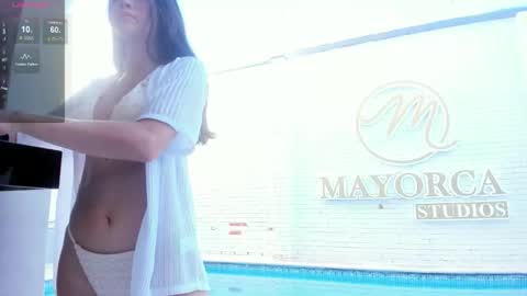 emma_jhoons online show from September 21, 2025, 11:34 am