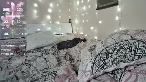 emma_just online show from March 13, 2026, 8:37 pm