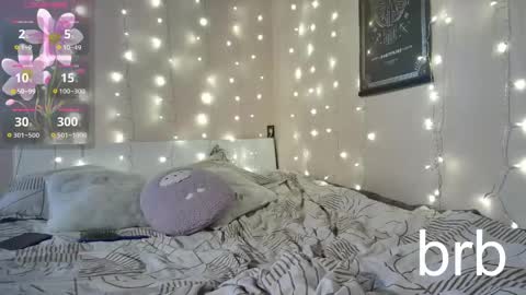 emma_just online show from March 19, 2026, 9:02 am