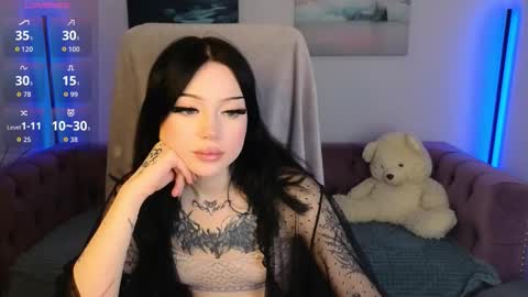 Snapshot of emma_kirks chatting on January 13, 2026, 3:28 pm emma_kirks online show from January 13, 2026, 3:28 pm