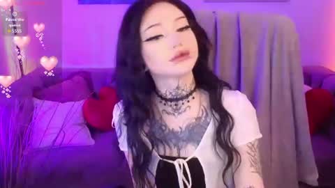 emma_kirks online show from July 6, 2026, 5:26 am