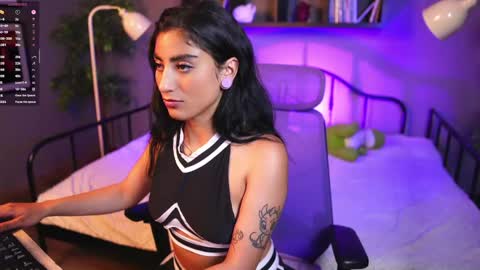 Snapshot of emma_lirys chatting on May 26, 2026, 9:55 pm Emma online show from May 26, 2026, 9:55 pm