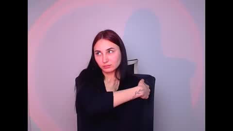 Emma online show from February 9, 2025, 2:28 am