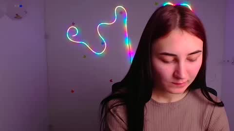 Emma online show from March 10, 2025, 9:10 am