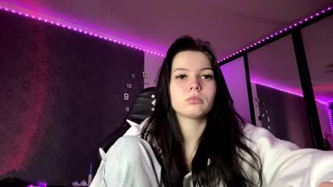 Veya online show from March 10, 2026, 7:13 am