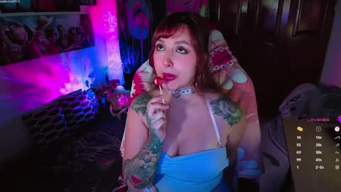 LUNA online show from April 21, 2026, 11:29 pm