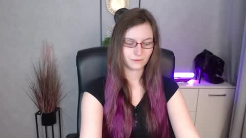 emma online show from December 15, 2025, 6:50 am