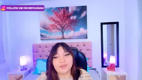 Emma Monserratt online show from November 27, 2025, 7:38 pm