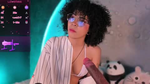     online show from September 18, 2025, 10:28 am