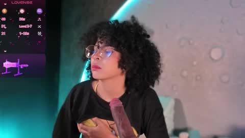     online show from September 24, 2025, 10:29 am