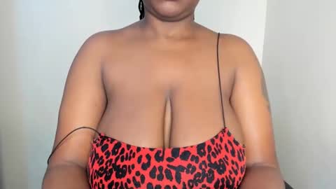 emma_remi online show from December 4, 2024, 3:37 am