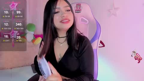 EMMA  online show from March 6, 2025, 6:26 pm