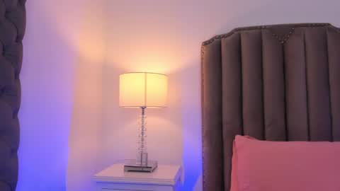 Ema online show from December 23, 2024, 3:44 pm