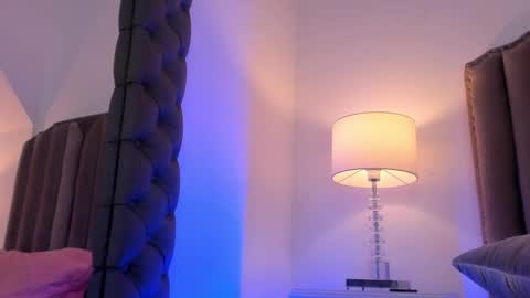 Ema online show from February 28, 2025, 3:15 pm