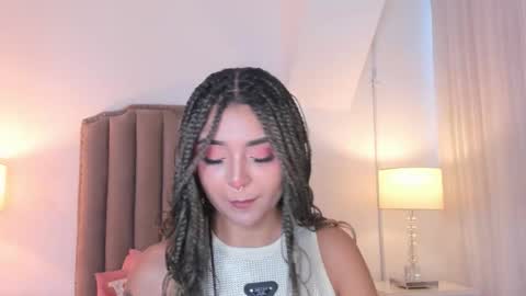 Snapshot of emma_torres__ chatting on February 18, 2026, 12:12 pm Ema online show from February 18, 2026, 12:12 pm