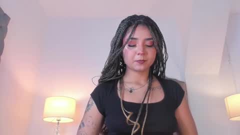 Snapshot of emma_torres__ chatting on February 24, 2026, 12:14 pm Ema online show from February 24, 2026, 12:14 pm