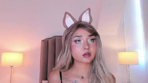 Snapshot of emma_torres__ chatting on May 9, 2026, 12:21 pm Ema online show from May 9, 2026, 12:21 pm