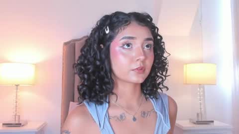 Snapshot of emma_torres__ chatting on May 21, 2026, 12:23 pm Ema online show from May 21, 2026, 12:23 pm
