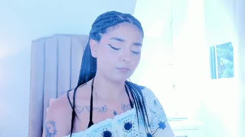 Snapshot of emma_torres__ chatting on May 30, 2026, 8:06 pm Ema online show from May 30, 2026, 8:06 pm