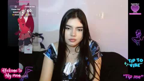 Snapshot of emma_yui19 chatting on October 2, 2025, 12:06 am emma online show from October 2, 2025, 12:06 am