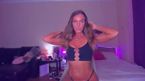 Emma online show from September 12, 2025, 6:52 pm