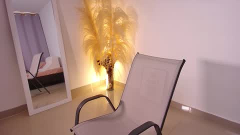 Emma online show from November 13, 2025, 8:41 pm