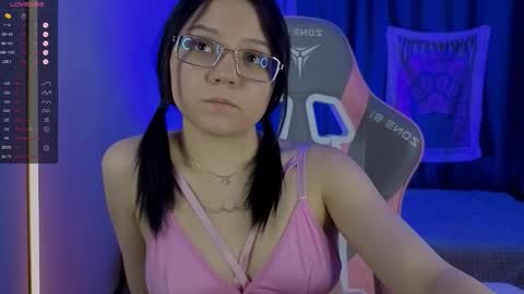 Emma online show from October 20, 2025, 7:42 am