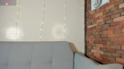 Emma online show from December 8, 2024, 4:35 am