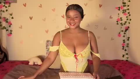Snapshot of emmaconneer chatting on July 25, 2026, 1:25 am Emma online show from July 25, 2026, 1:25 am